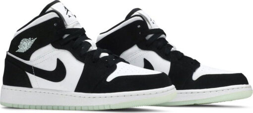 Nike Air Jordan 1 Mid SE GS 'Glow in the Dark Panda' - Image 5