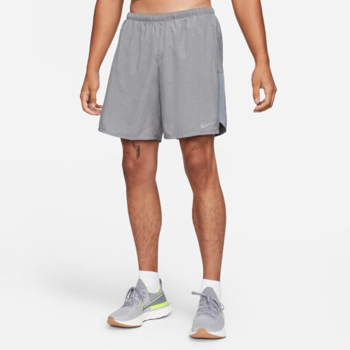 Shorts Nike Challenger Masculino