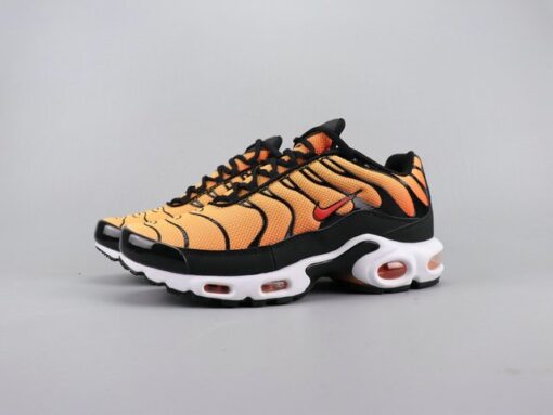 NIKE AIR MAX PLUS OG SUNSET ORANGE - Image 3